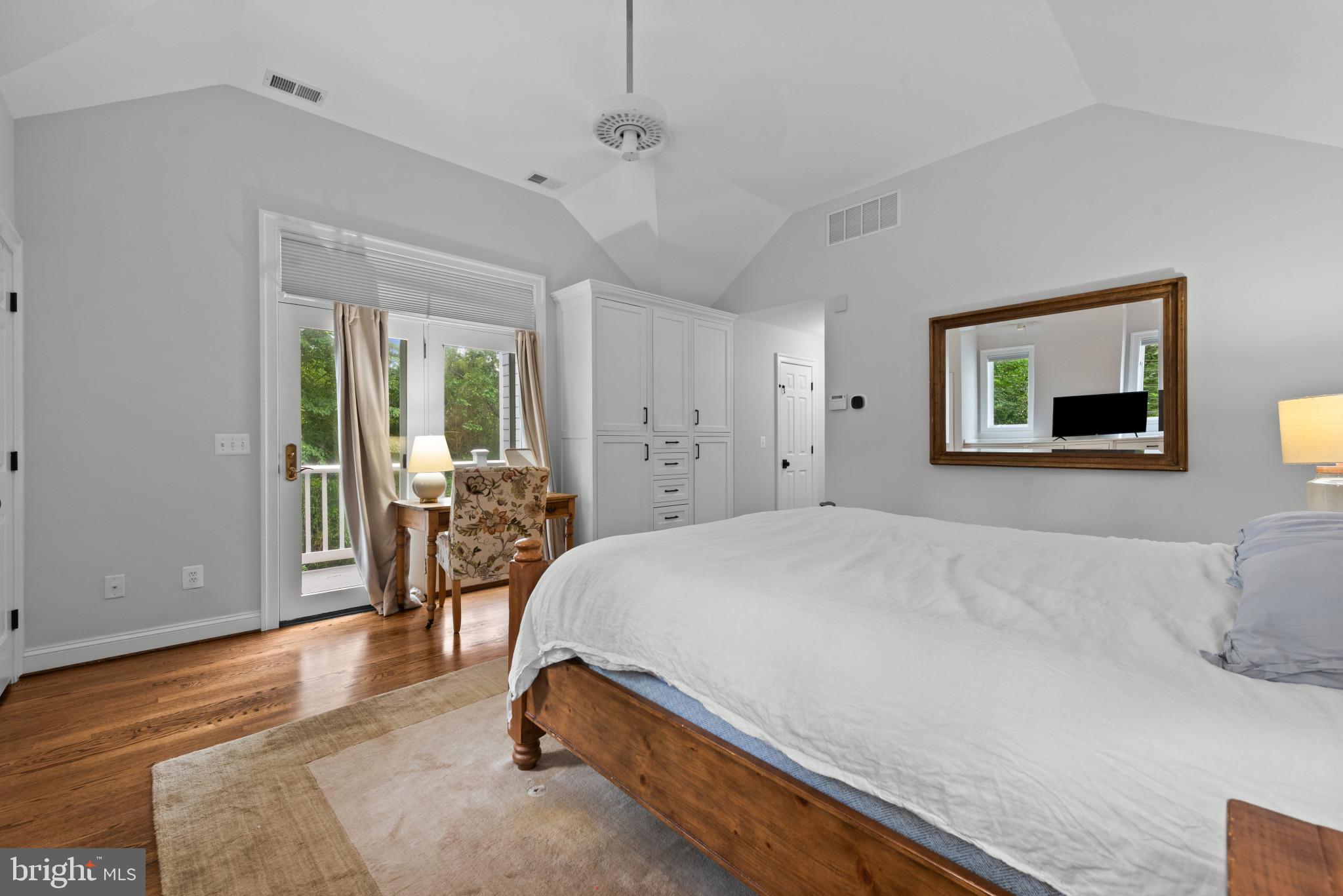 RUXTON - Residential