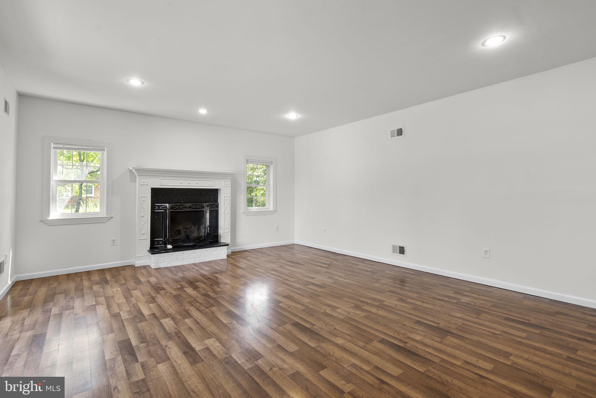 CLARKSBURG OUTSIDE - Residential