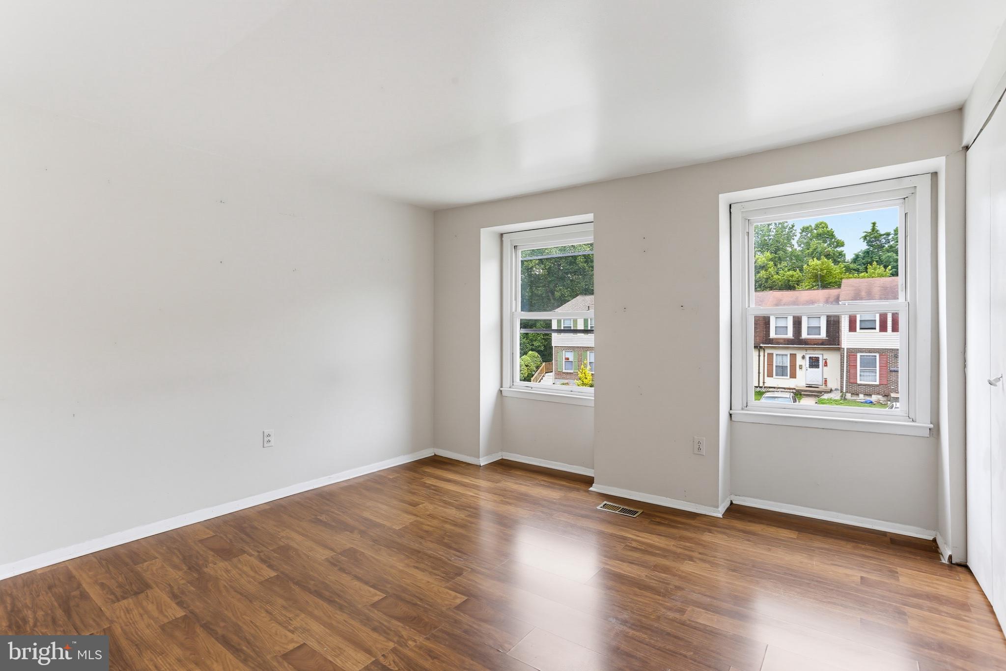 BELMONT - Residential