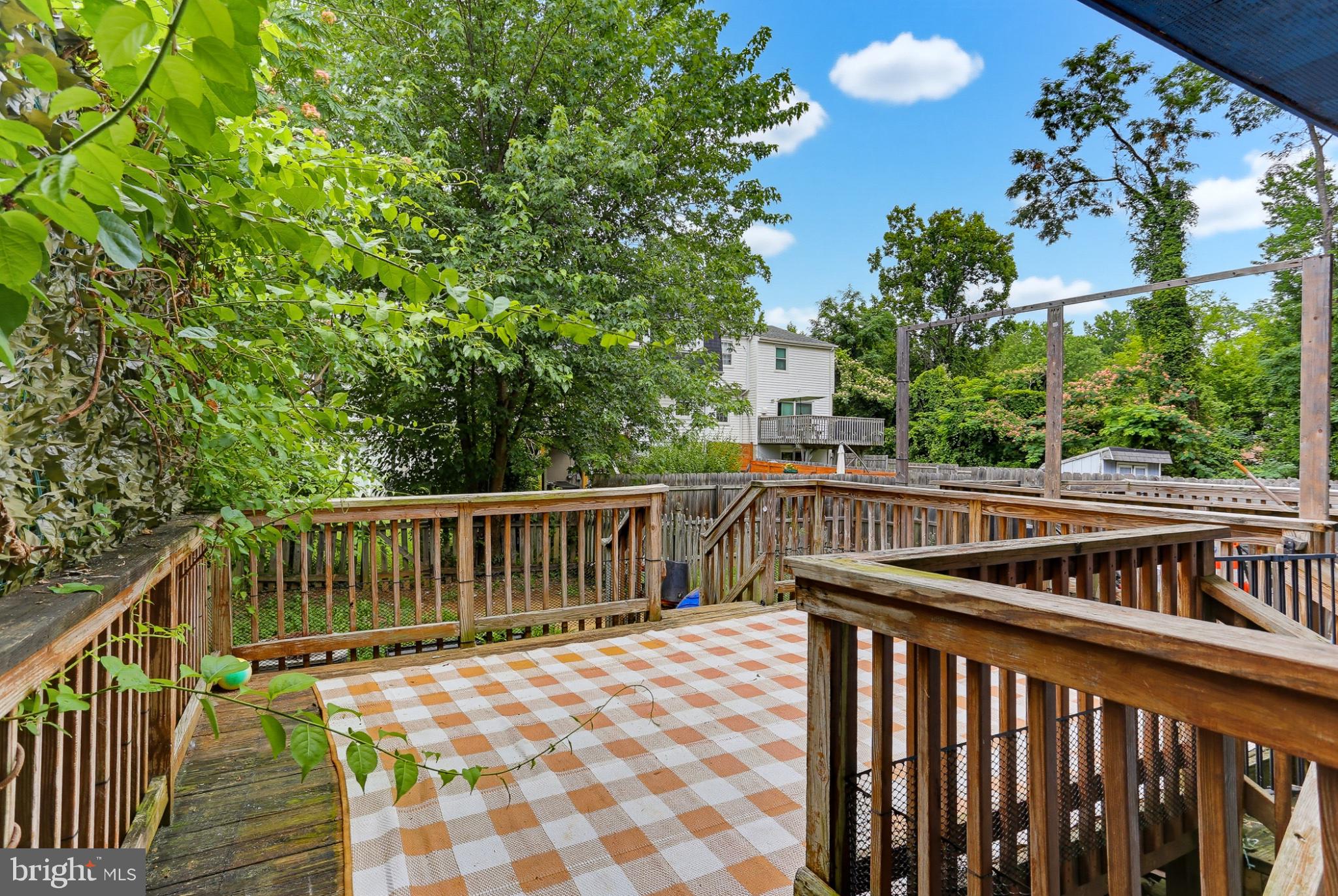BELMONT - Residential