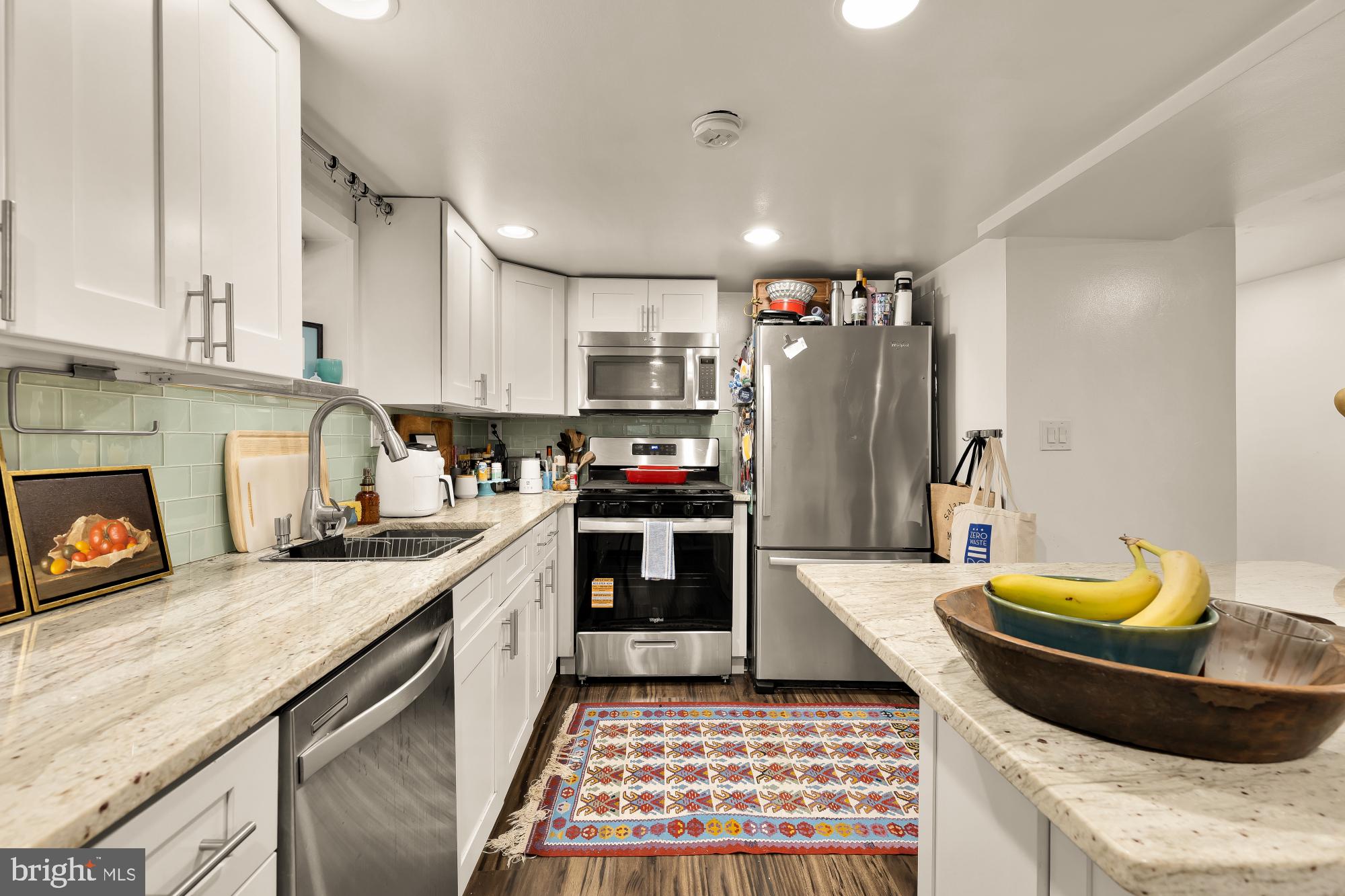 CAPITOL HILL - Residential