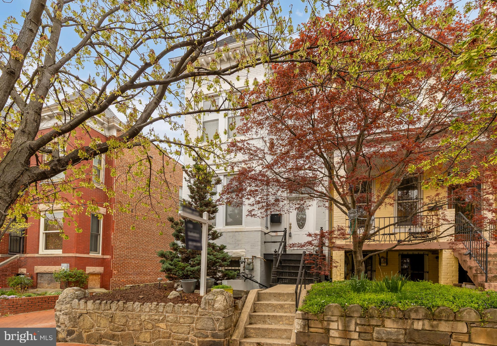 CAPITOL HILL - Residential