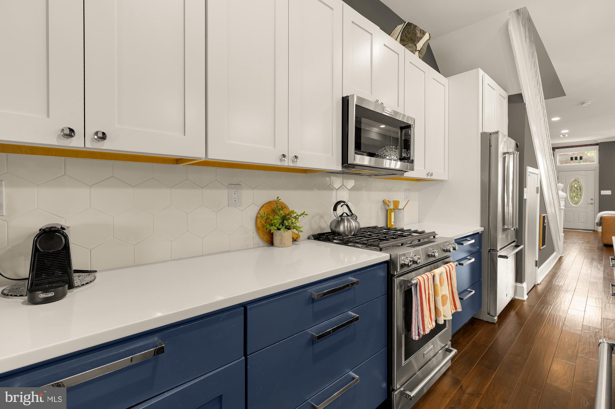 CAPITOL HILL - Residential