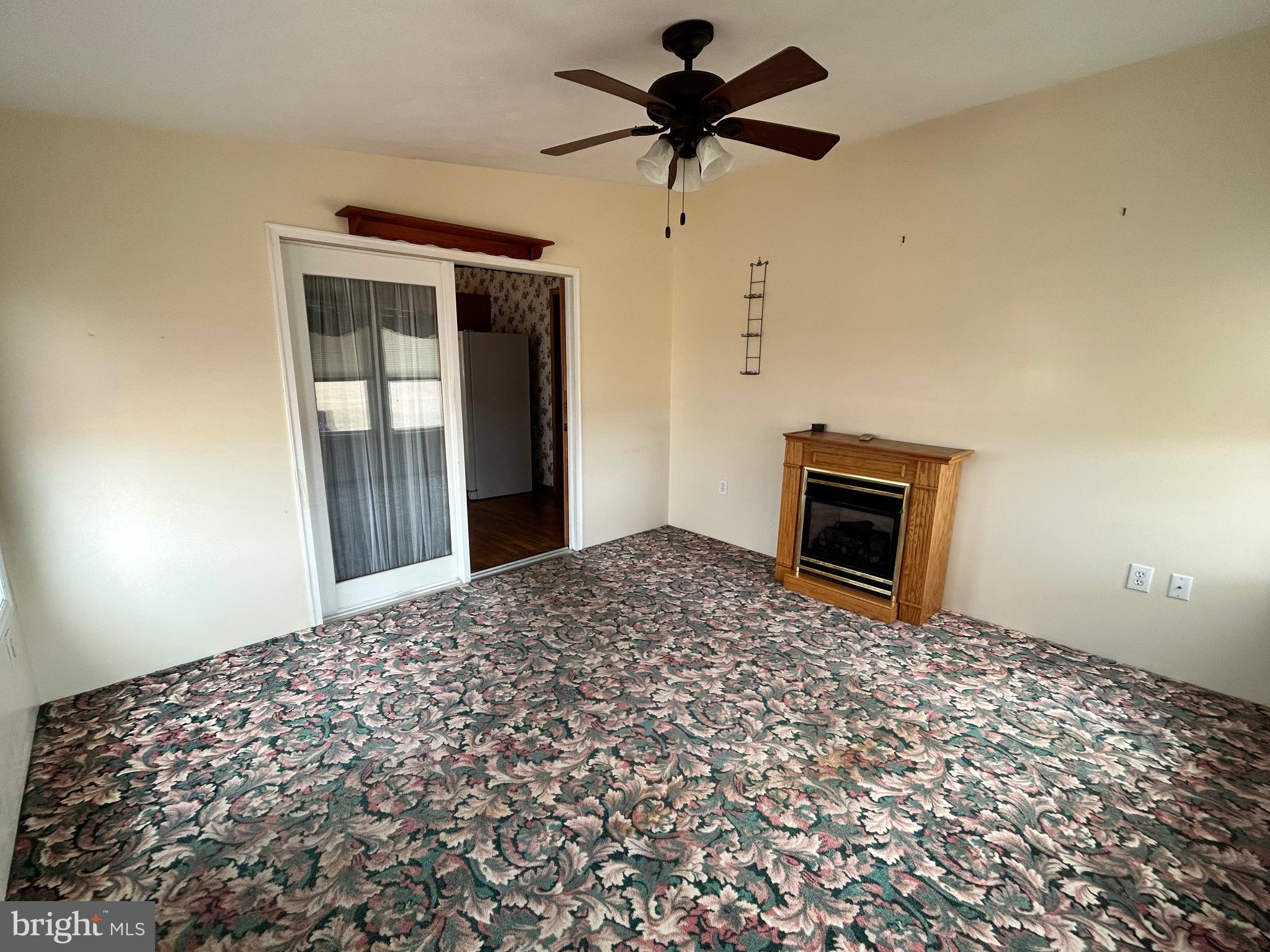 SHADOWSTONE VILLAGE - Residential
