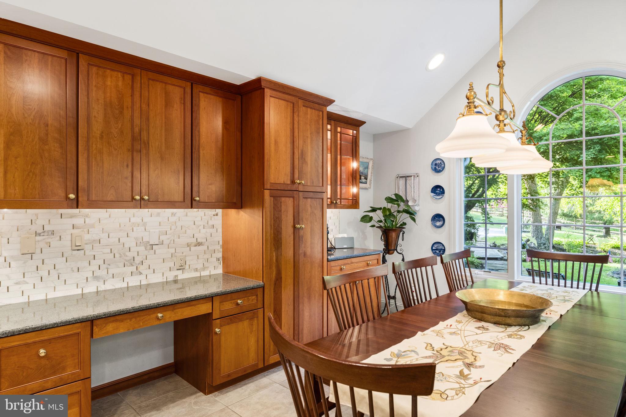 WALNUT GLEN - Residential