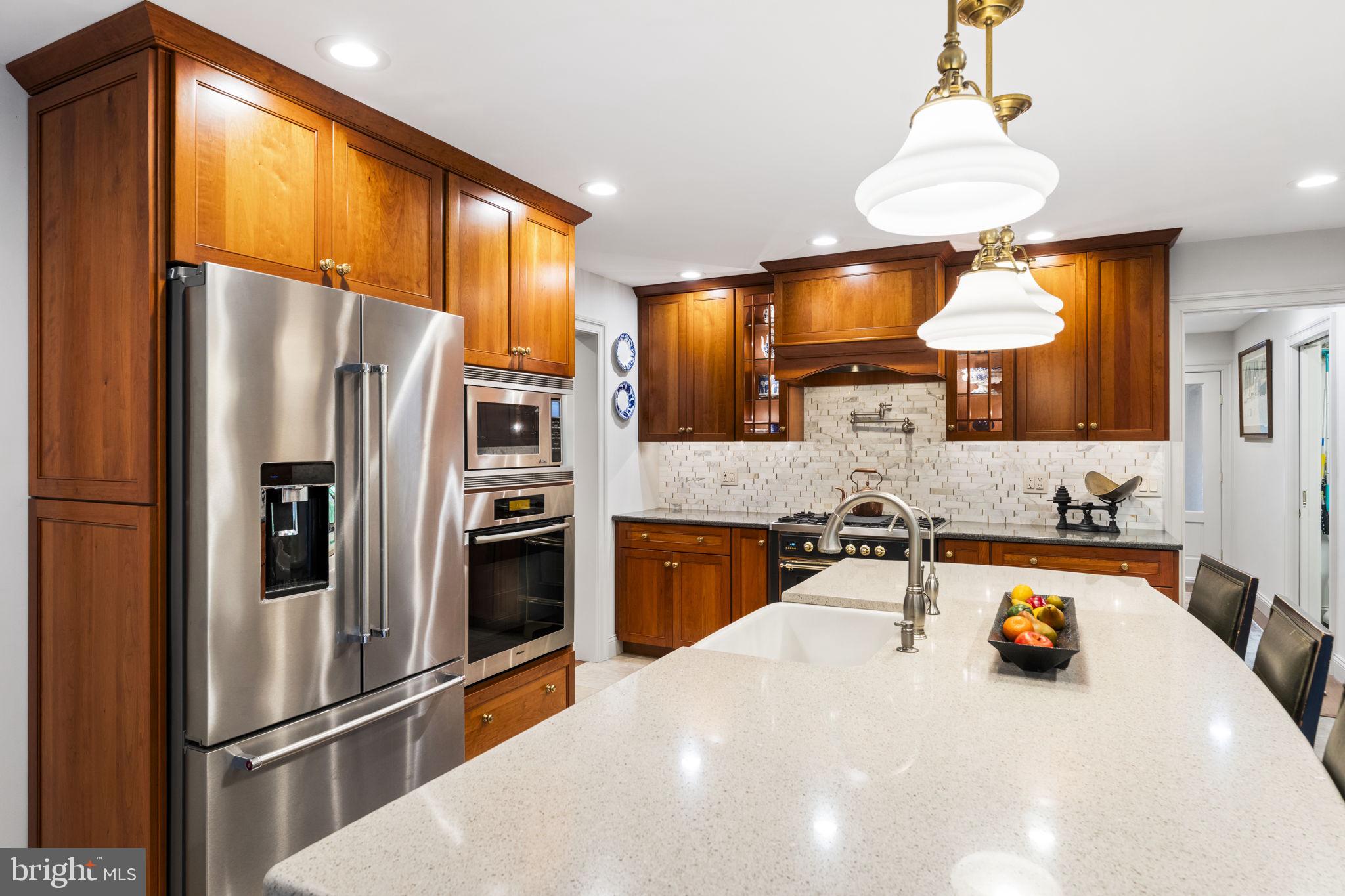 WALNUT GLEN - Residential
