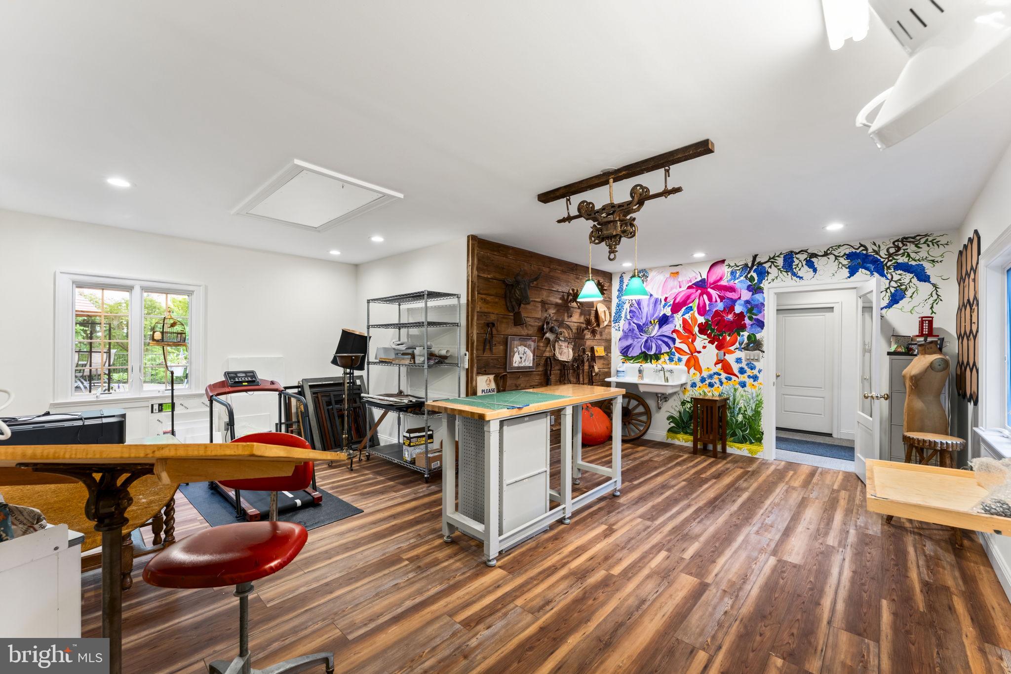 WALNUT GLEN - Residential