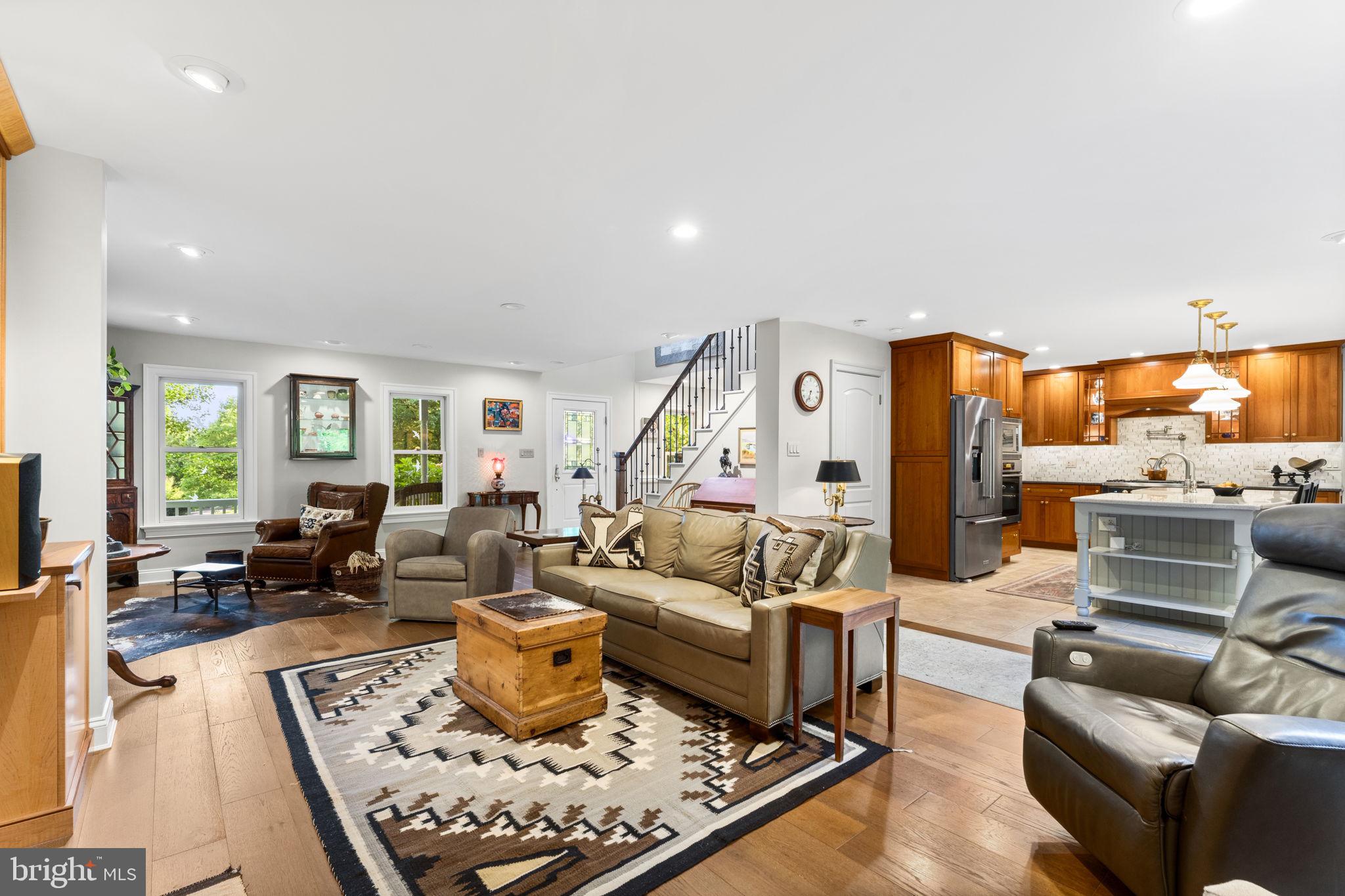 WALNUT GLEN - Residential