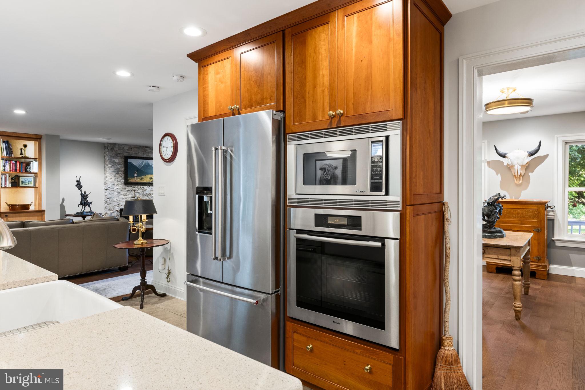 WALNUT GLEN - Residential