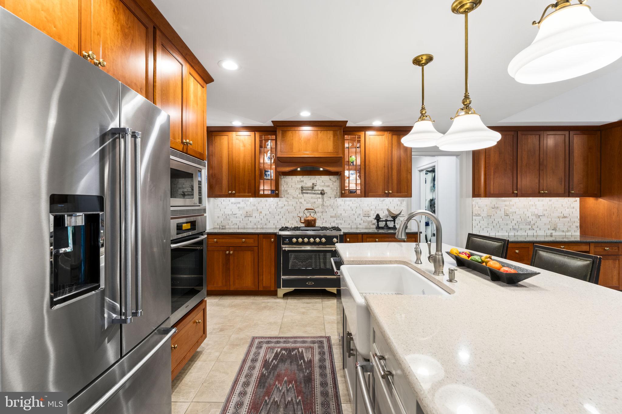 WALNUT GLEN - Residential