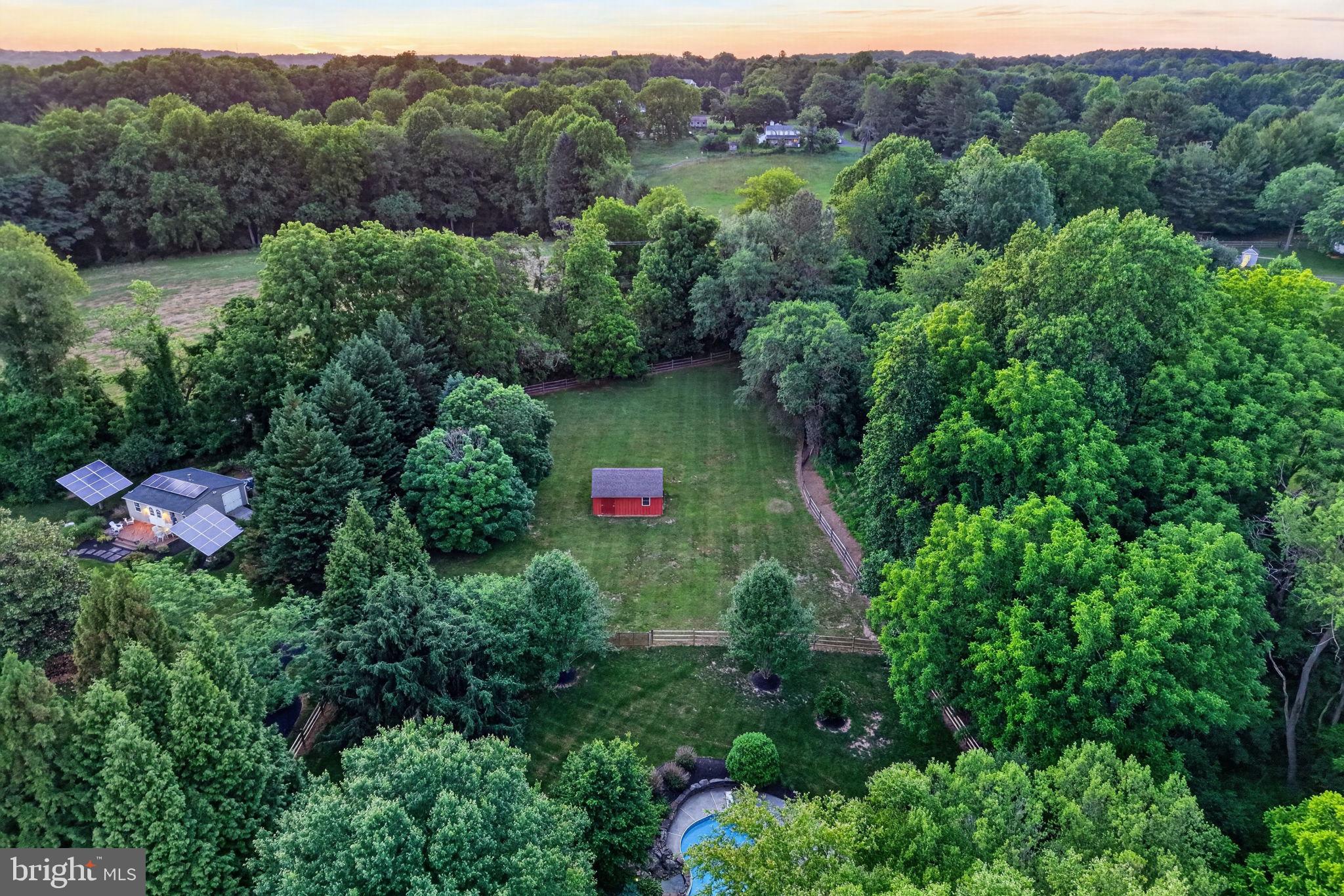WALNUT GLEN - Residential