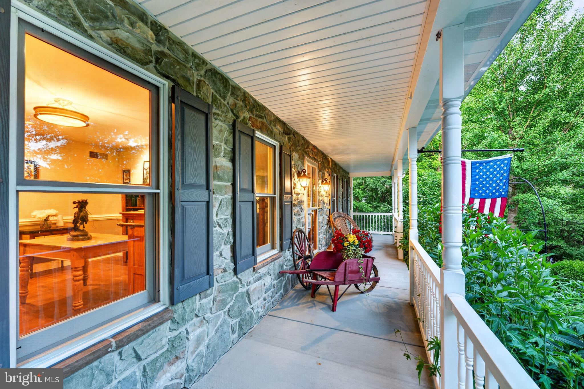 WALNUT GLEN - Residential
