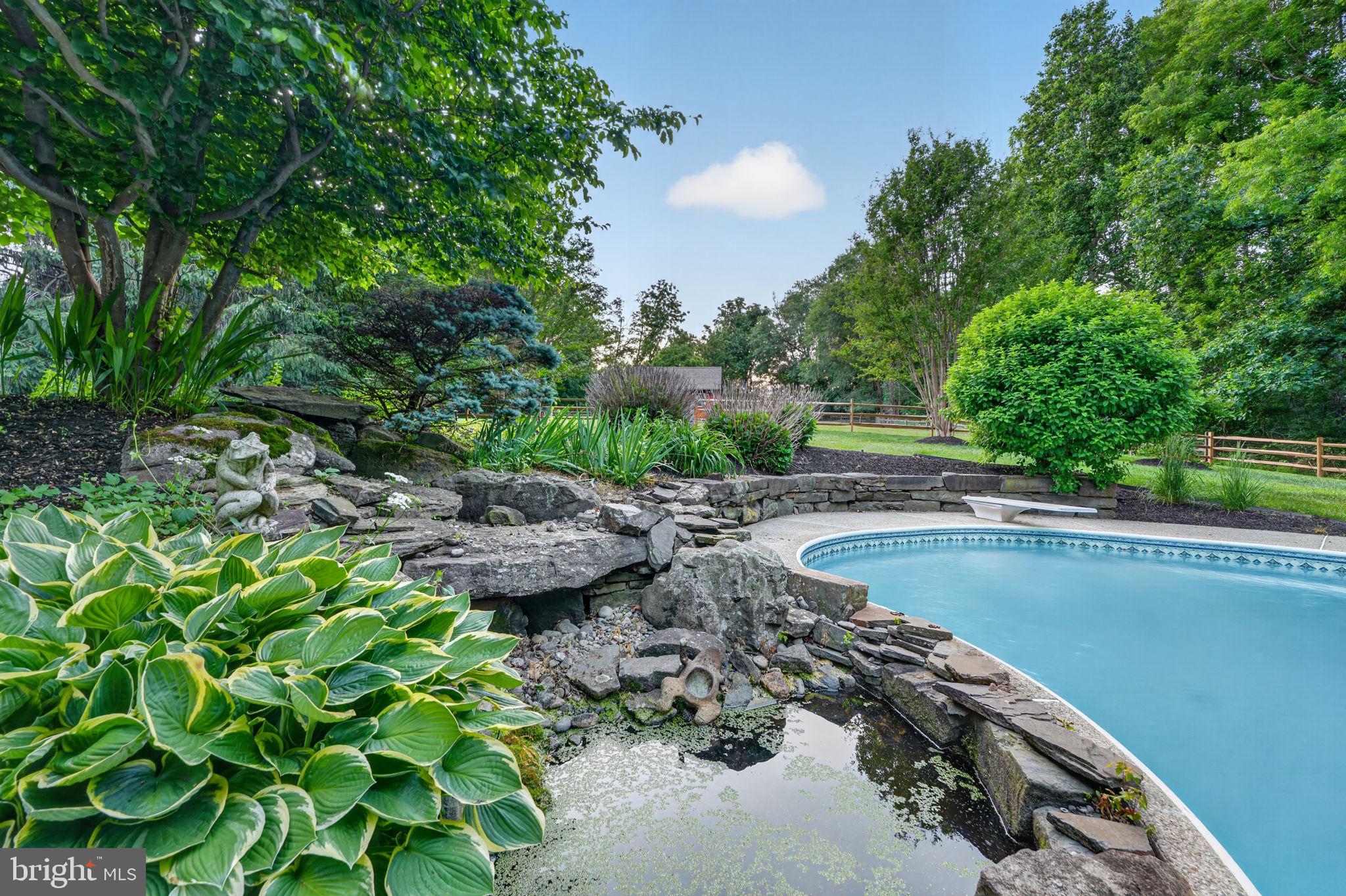 WALNUT GLEN - Residential