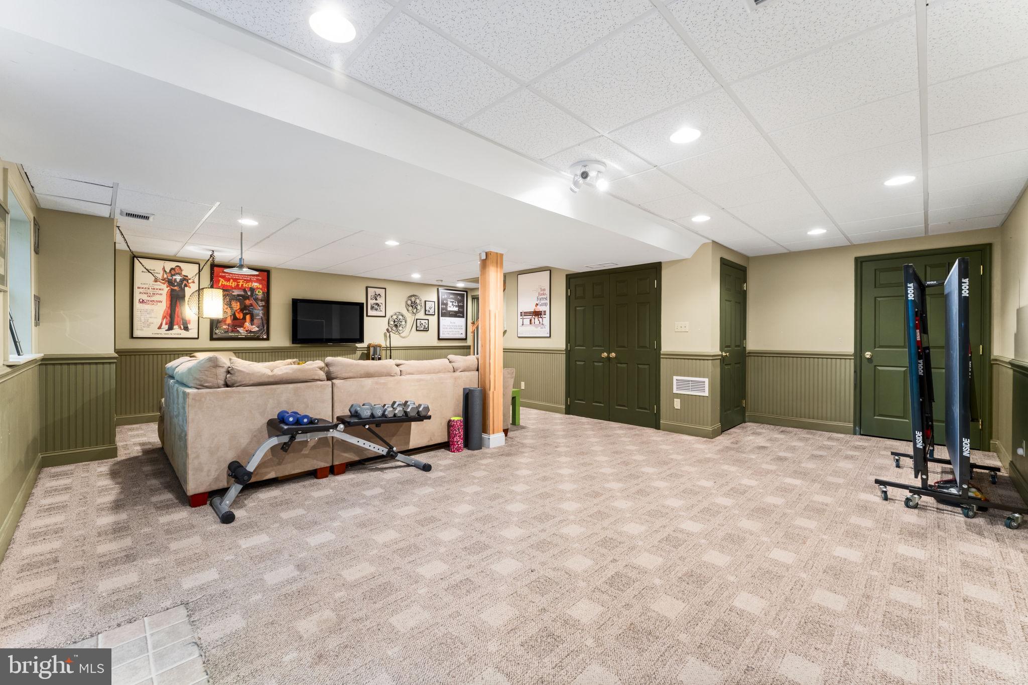 WALNUT GLEN - Residential