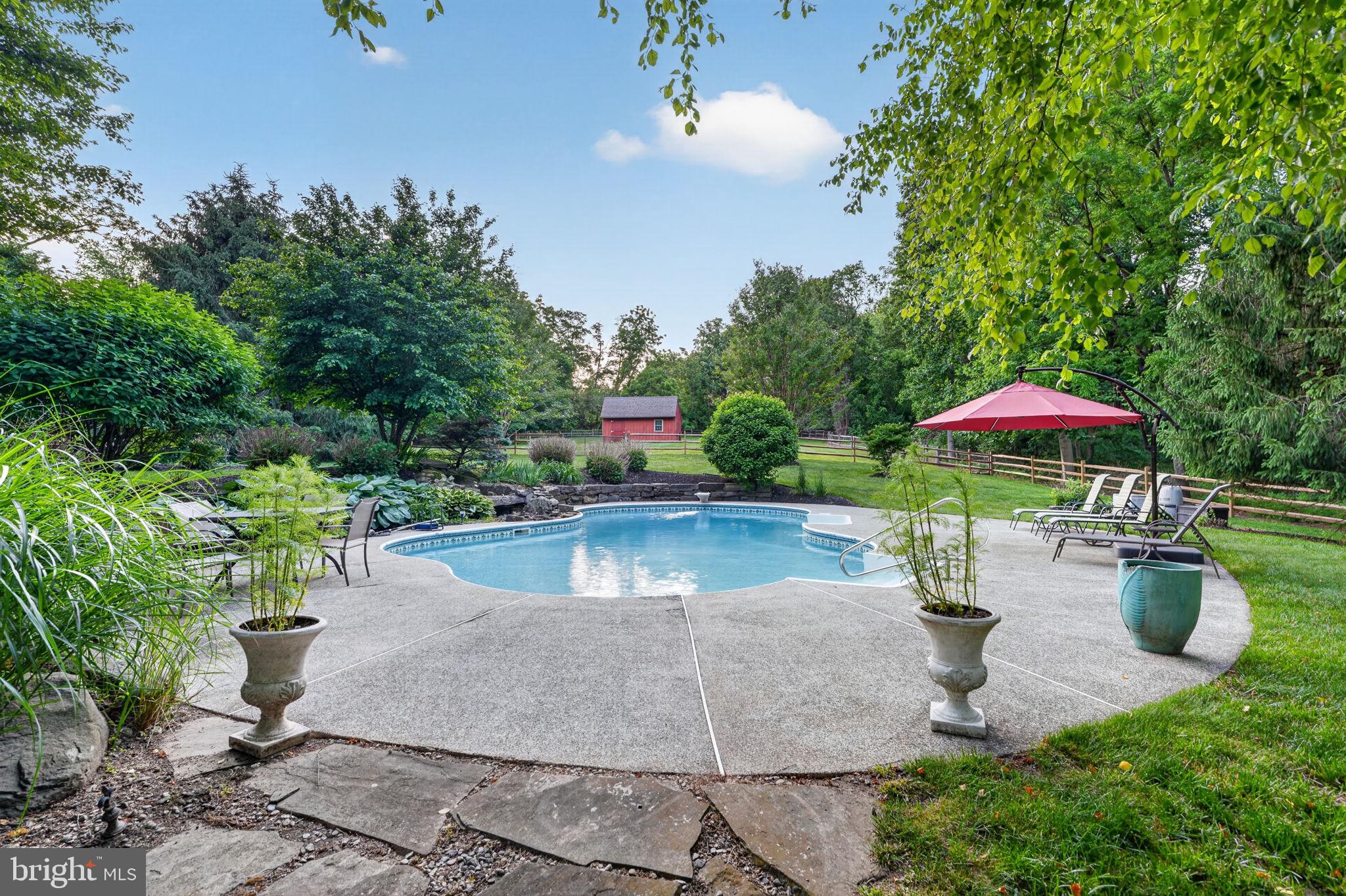 WALNUT GLEN - Residential