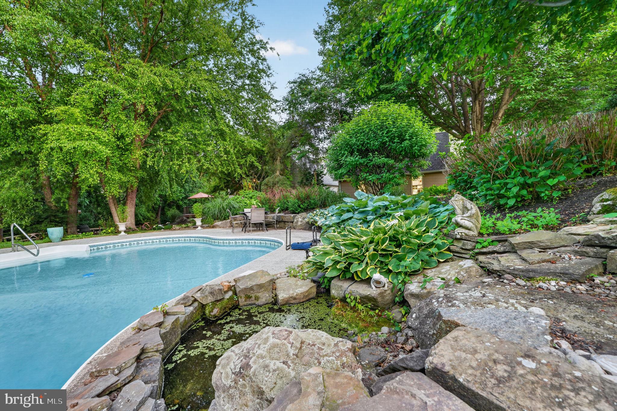 WALNUT GLEN - Residential