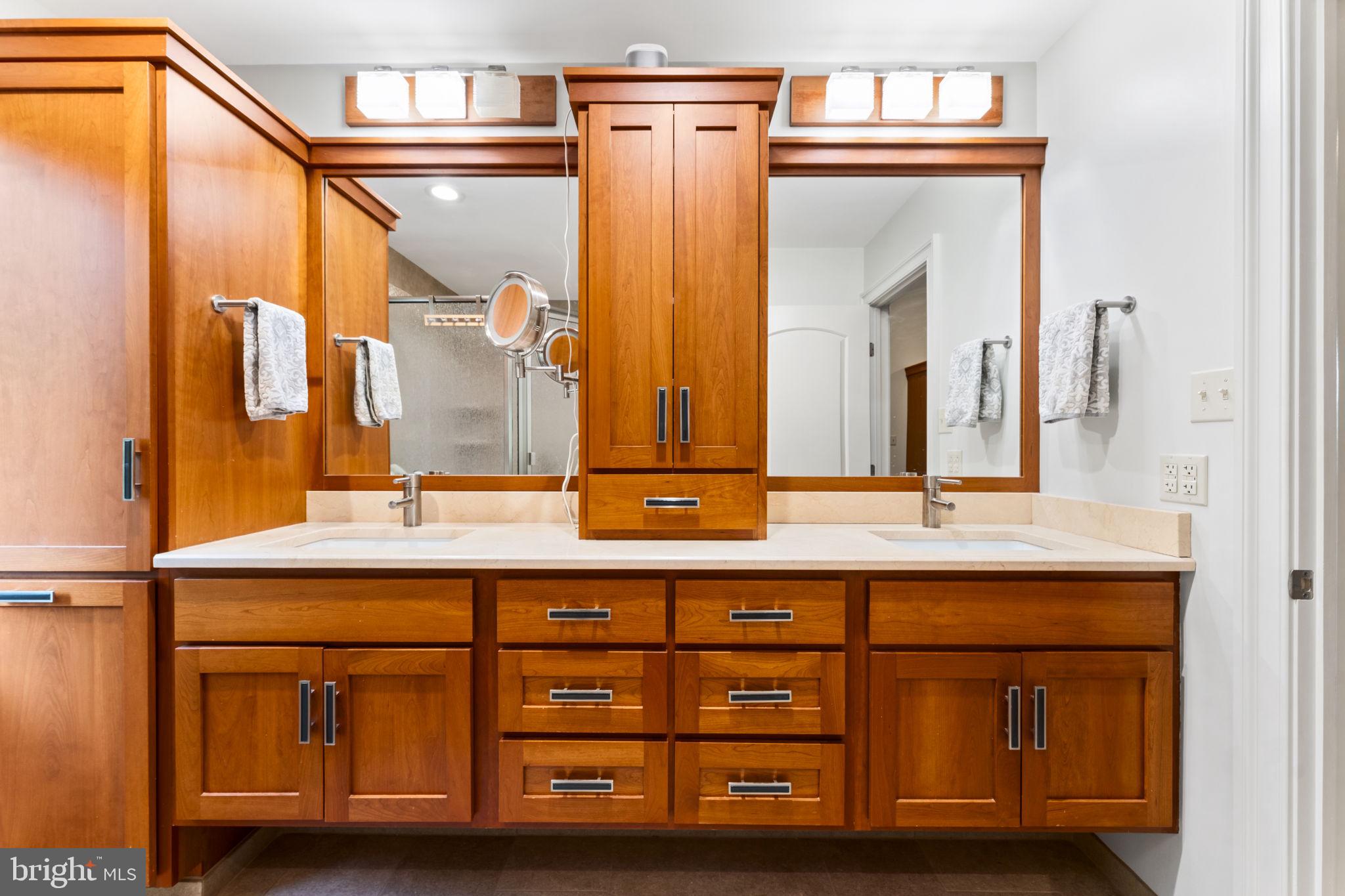 WALNUT GLEN - Residential