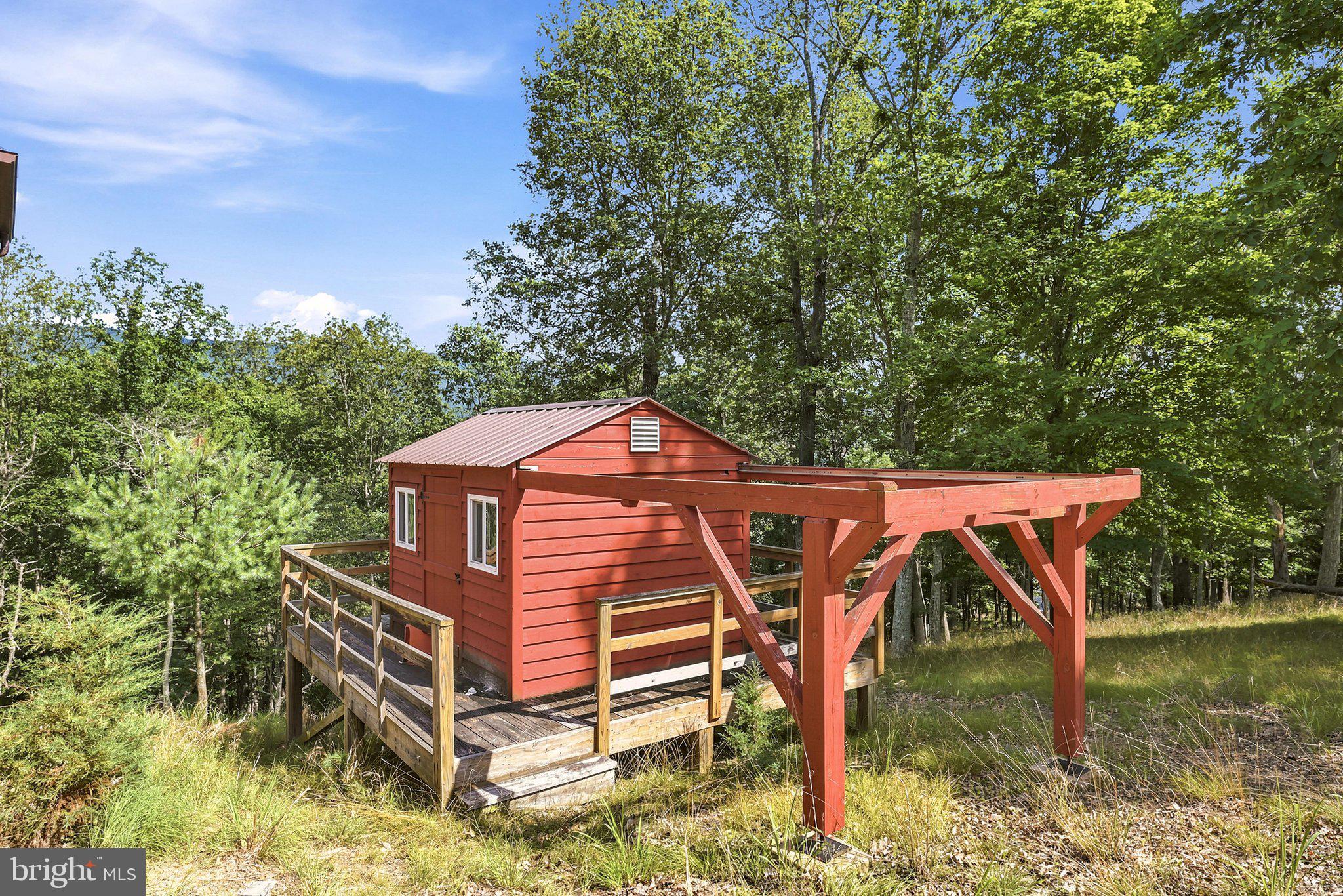 RIVER RIDGE - Residential