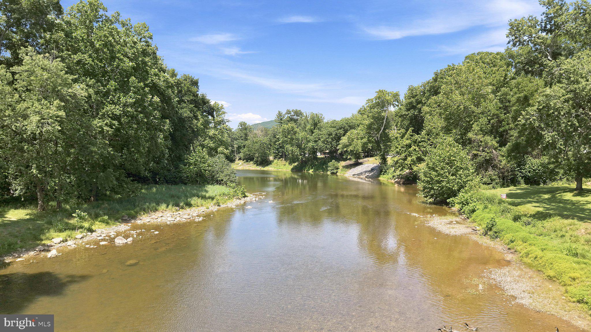 RIVER RIDGE - Residential