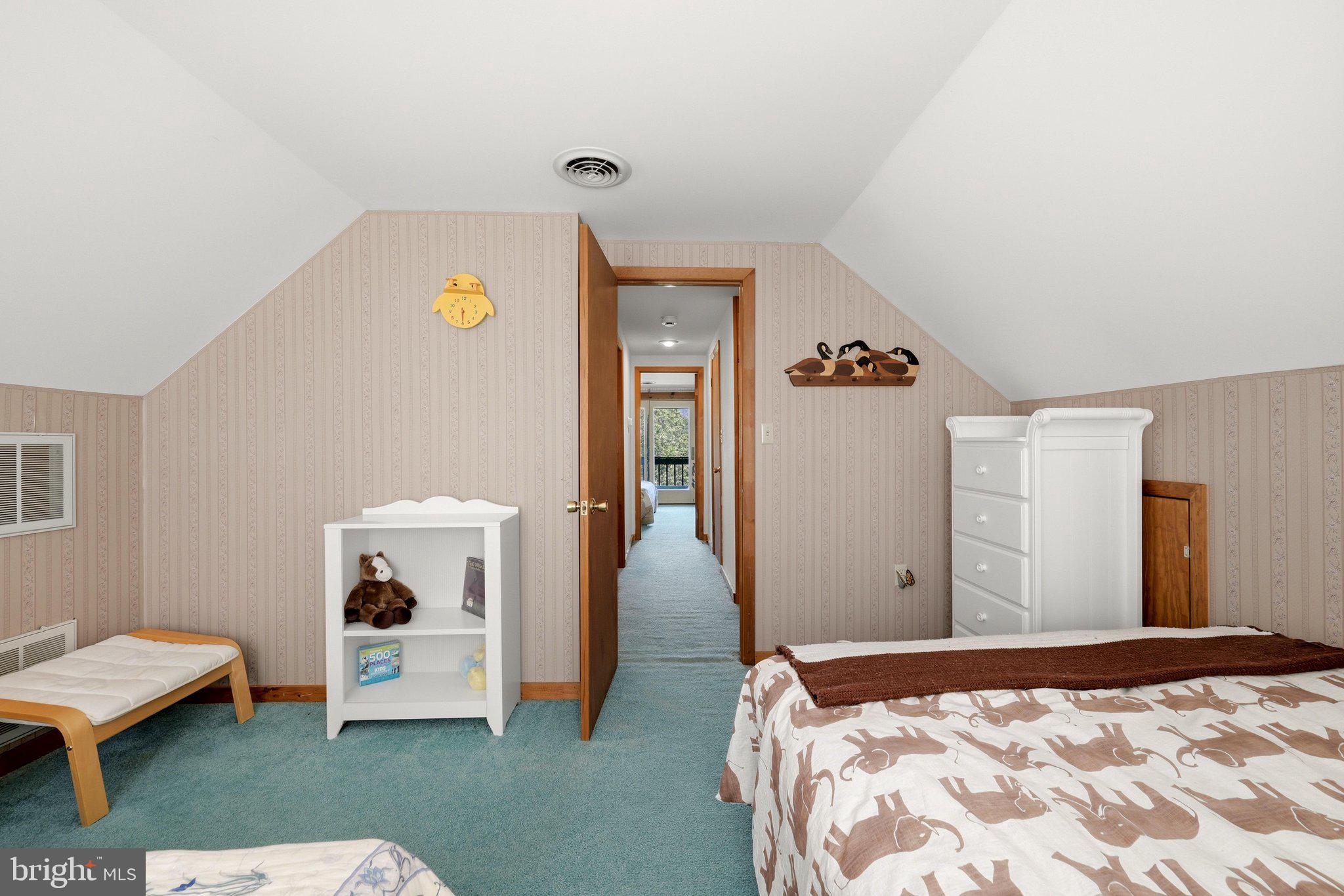 RIVER RIDGE - Residential
