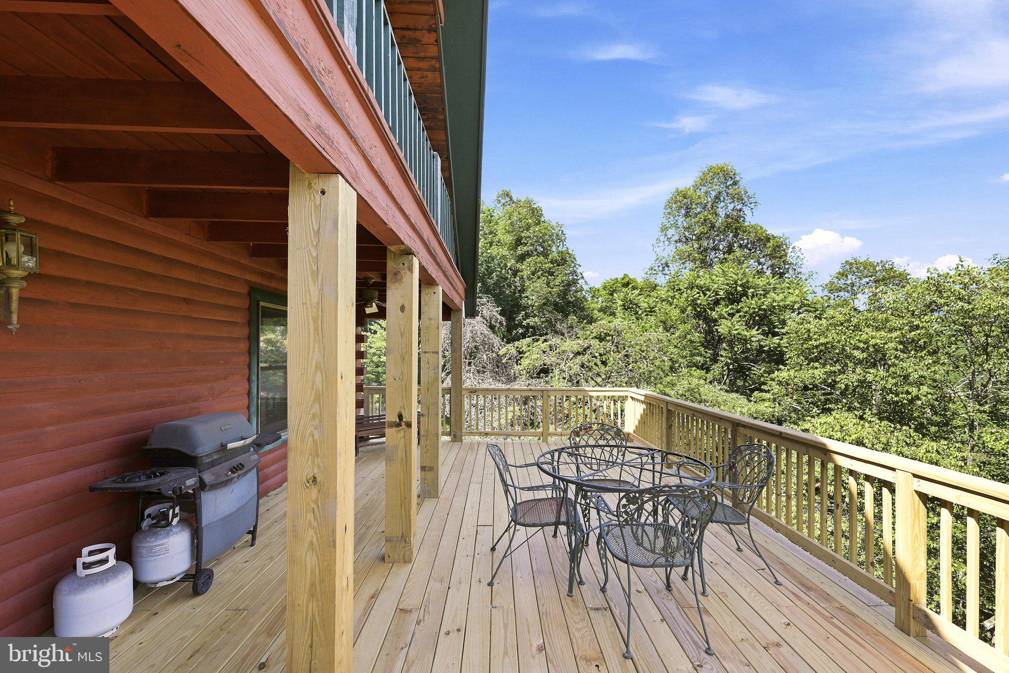 RIVER RIDGE - Residential