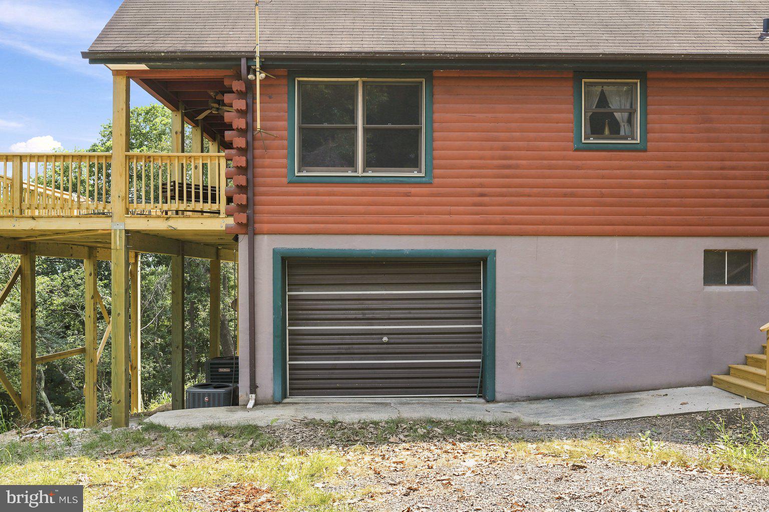 RIVER RIDGE - Residential