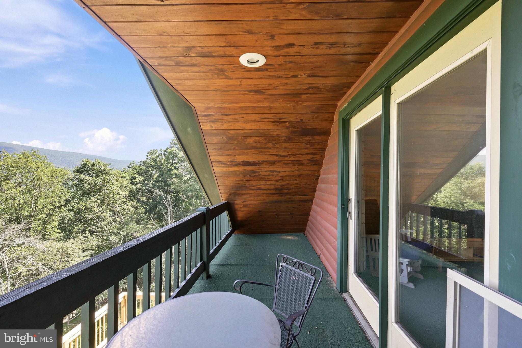 RIVER RIDGE - Residential