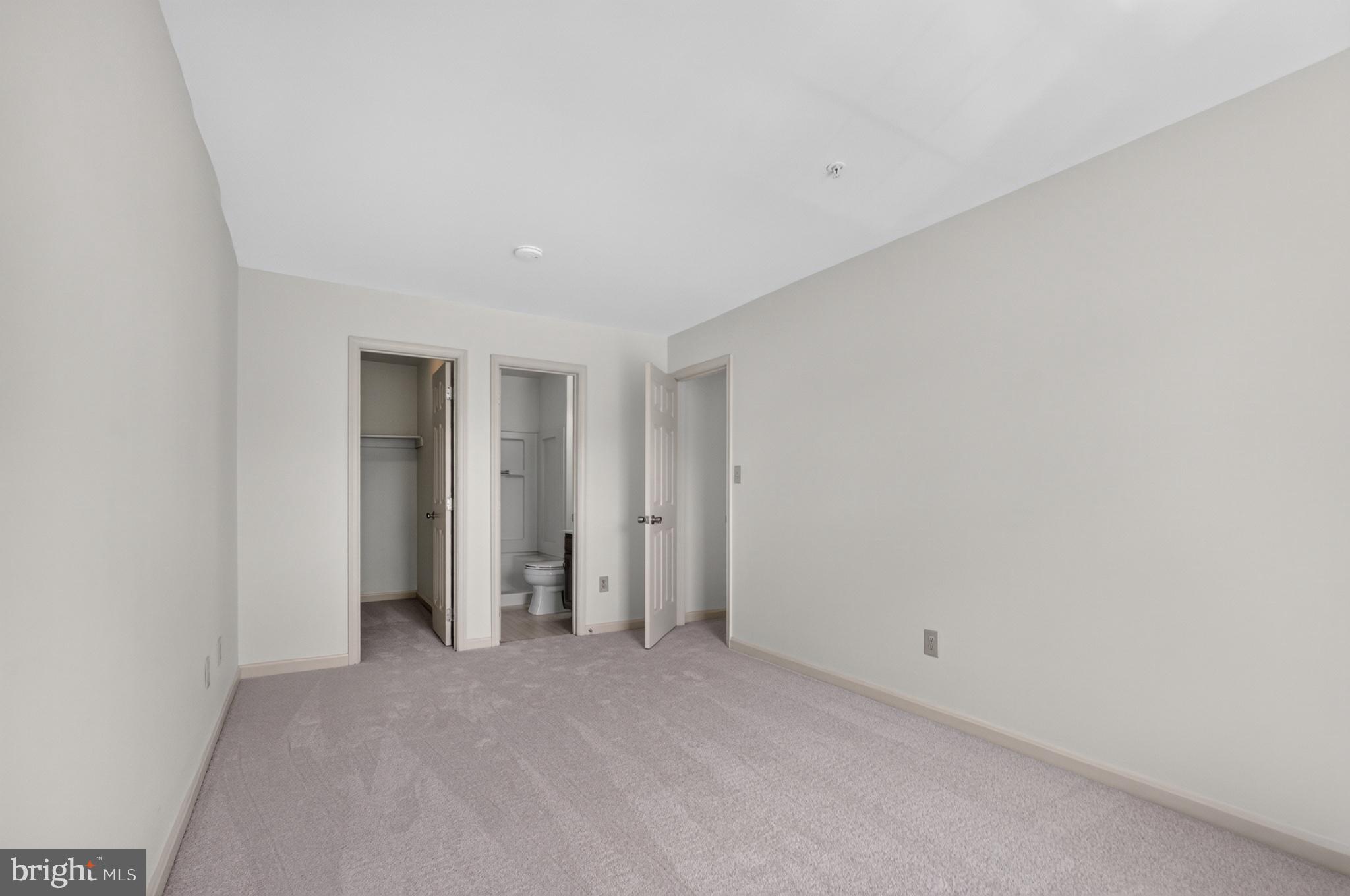 ROLLING OAKS - Residential