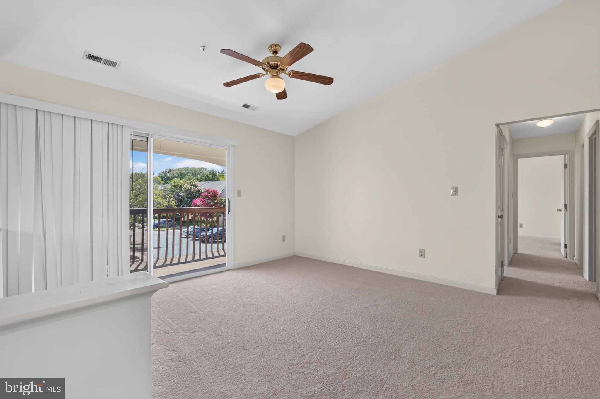 ROLLING OAKS - Residential