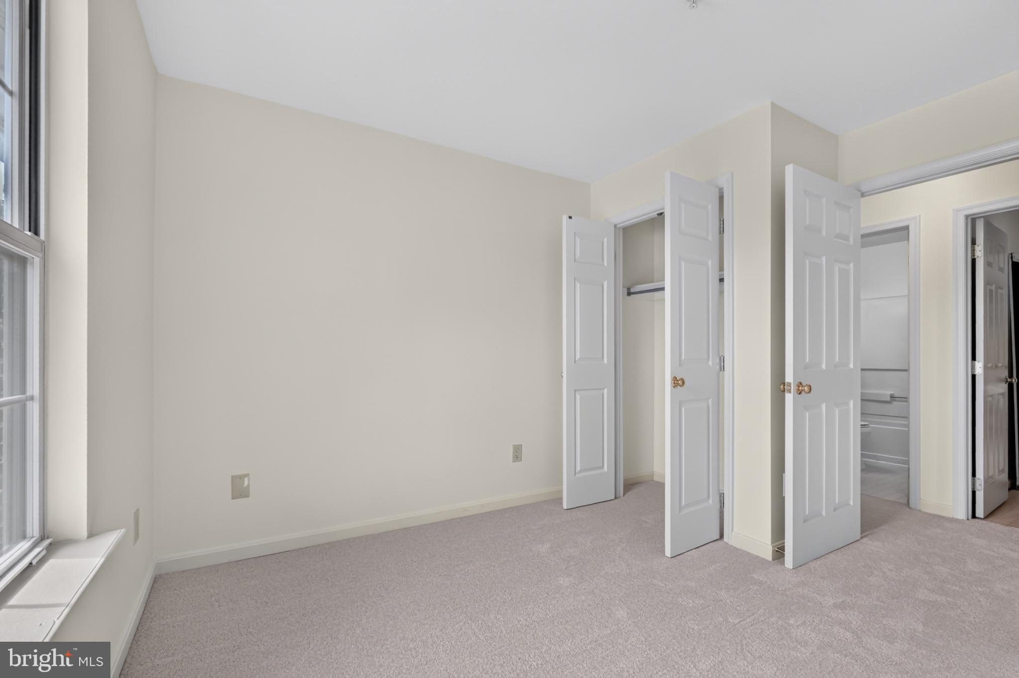 ROLLING OAKS - Residential
