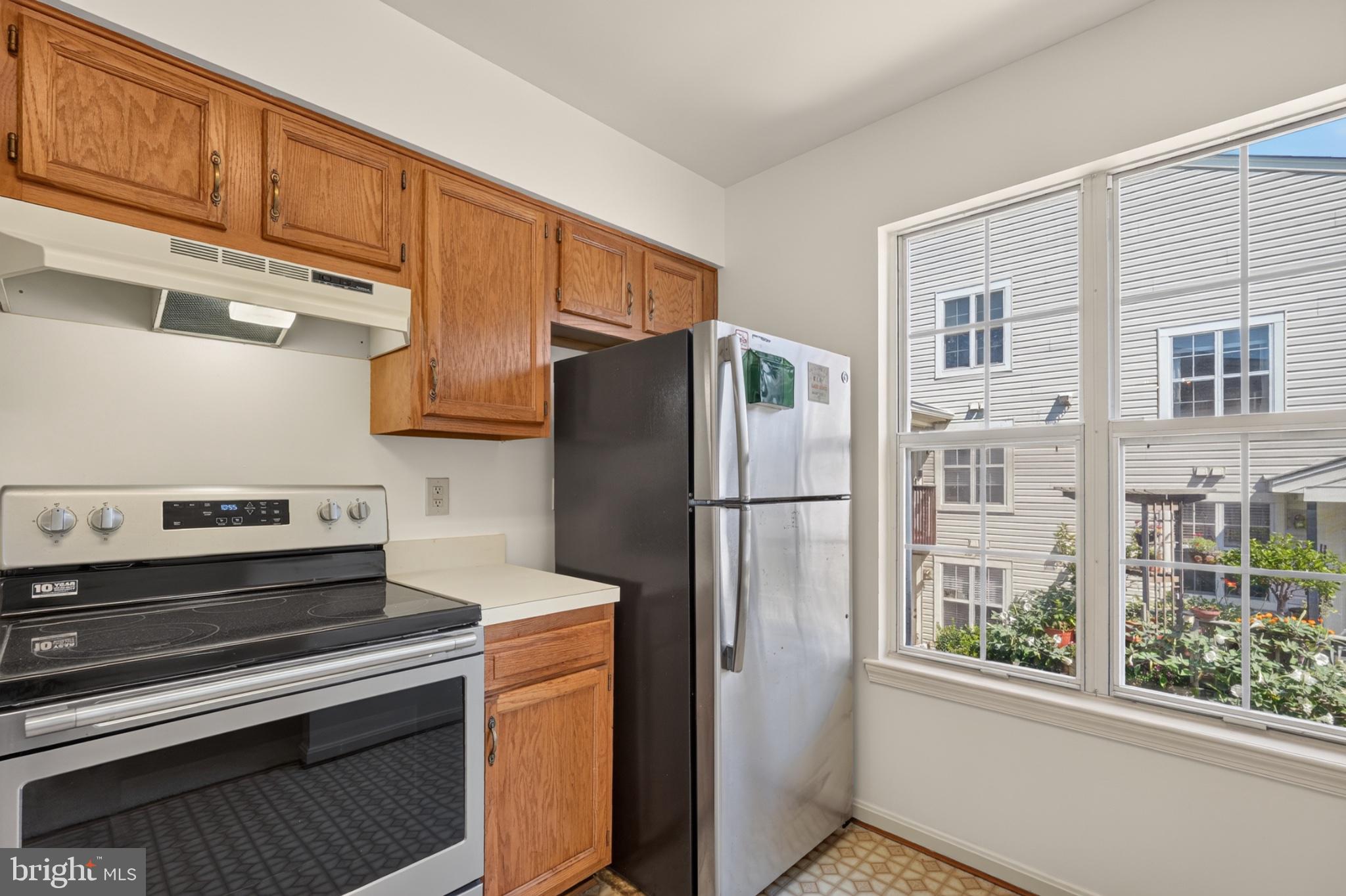 ROLLING OAKS - Residential