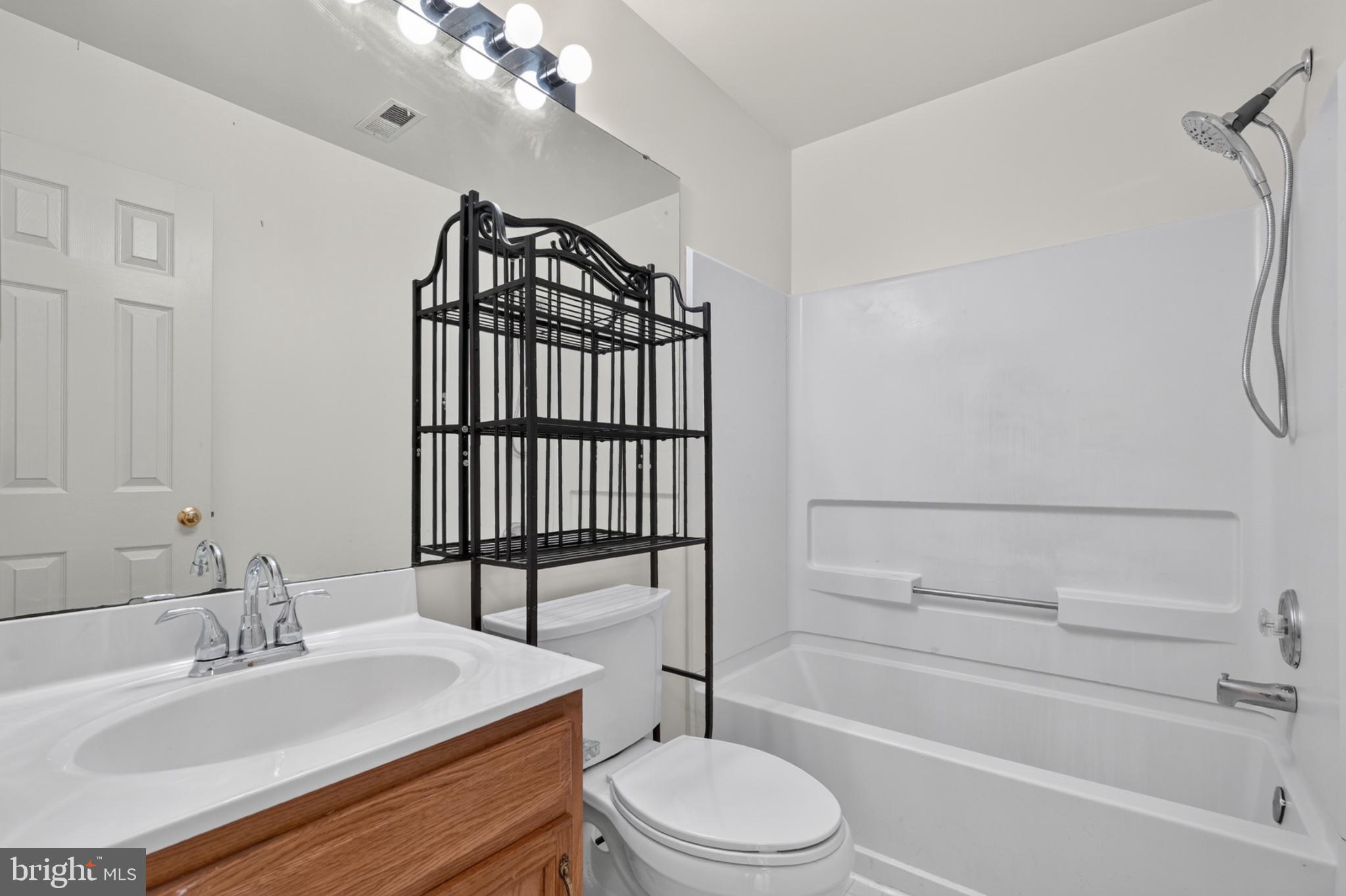 ROLLING OAKS - Residential