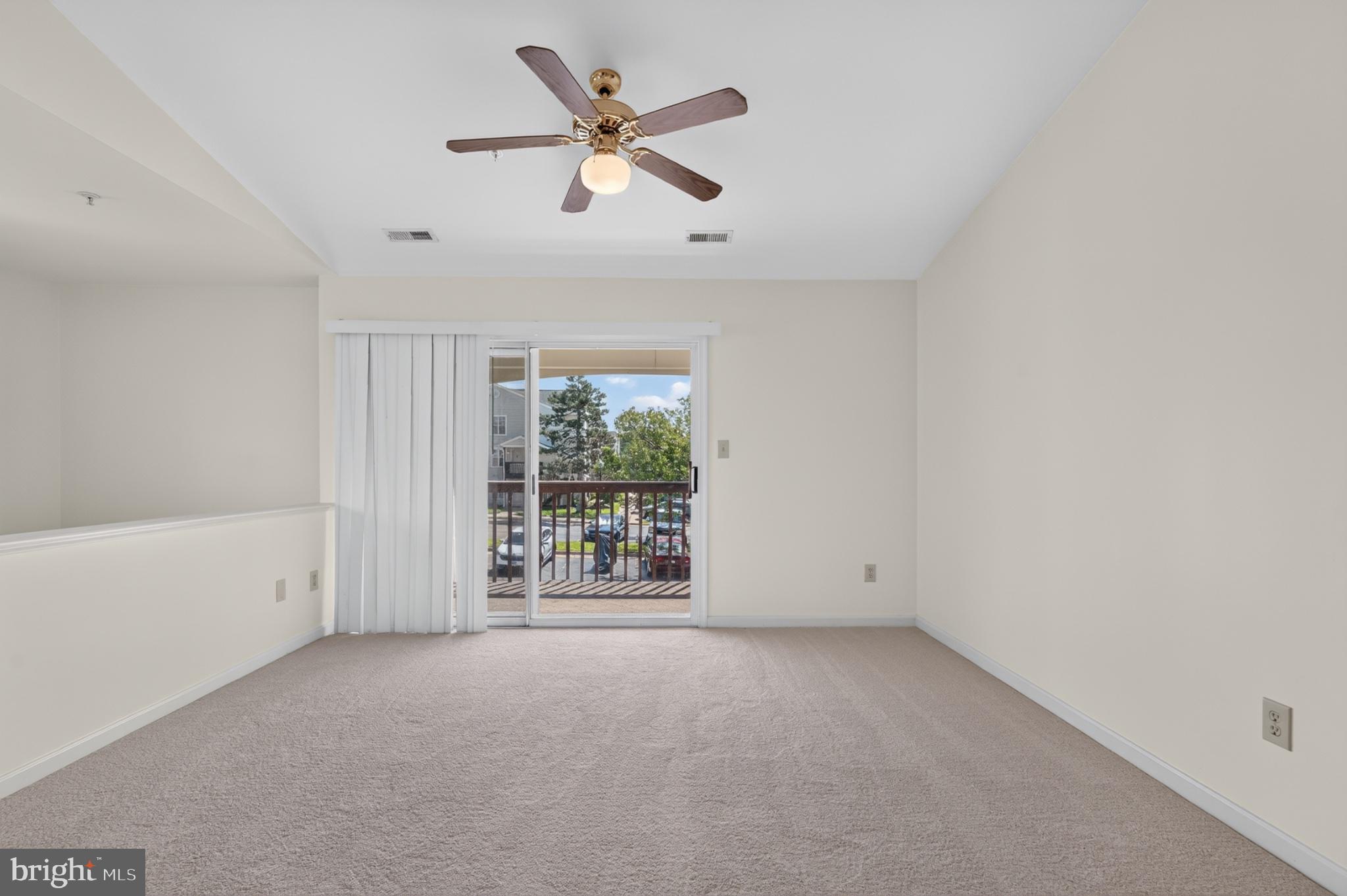 ROLLING OAKS - Residential