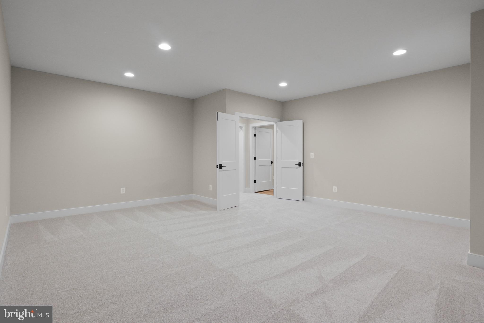 LITTLE VIENNA ESTATES - Residential