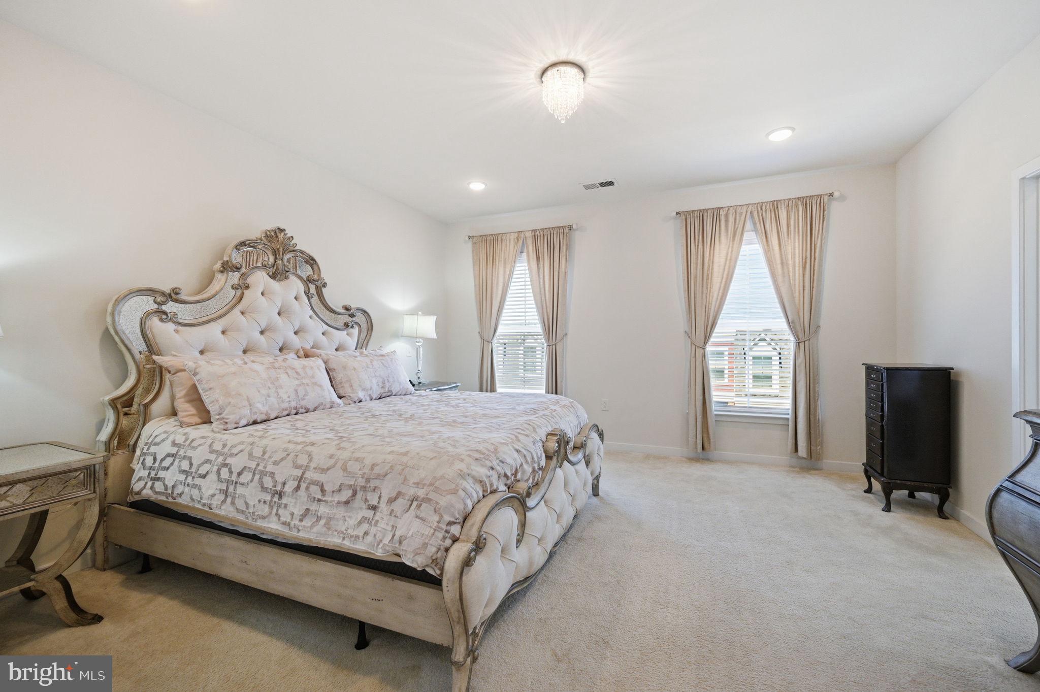 MOUNT VINEYARD - Residential