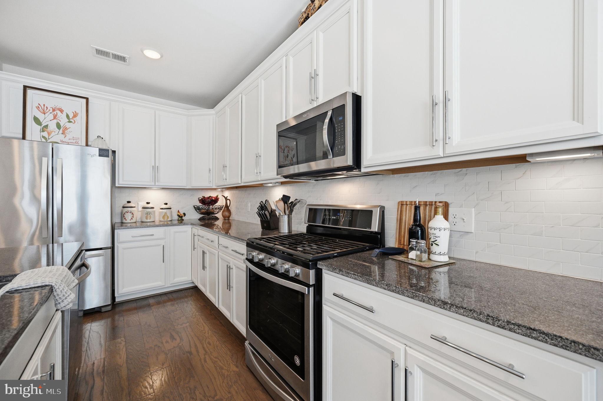 MOUNT VINEYARD - Residential