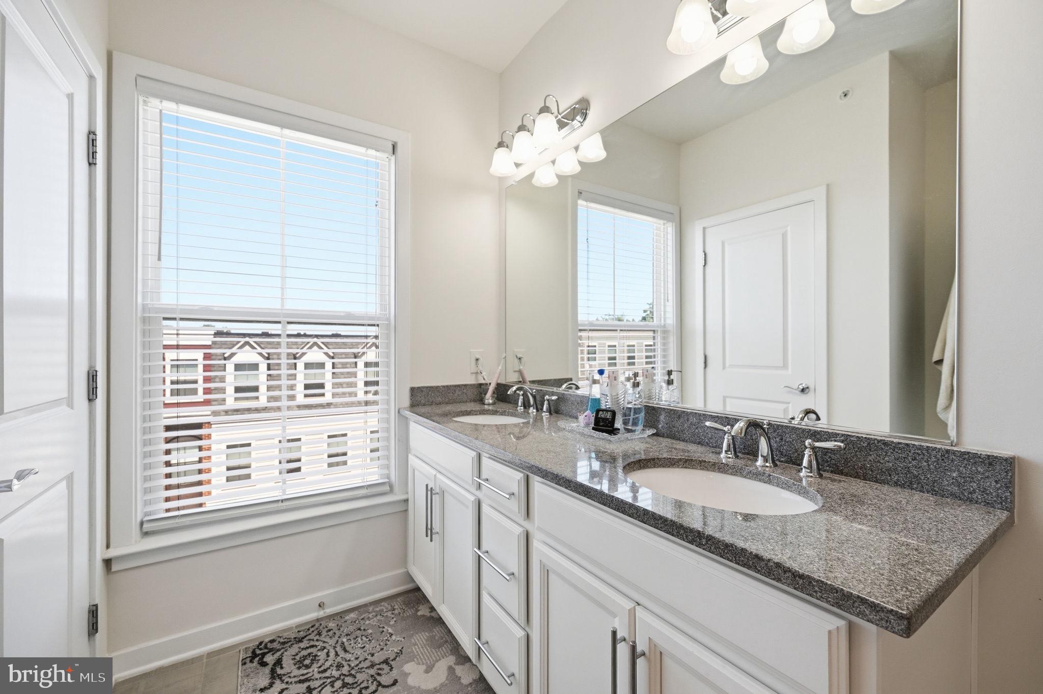 MOUNT VINEYARD - Residential