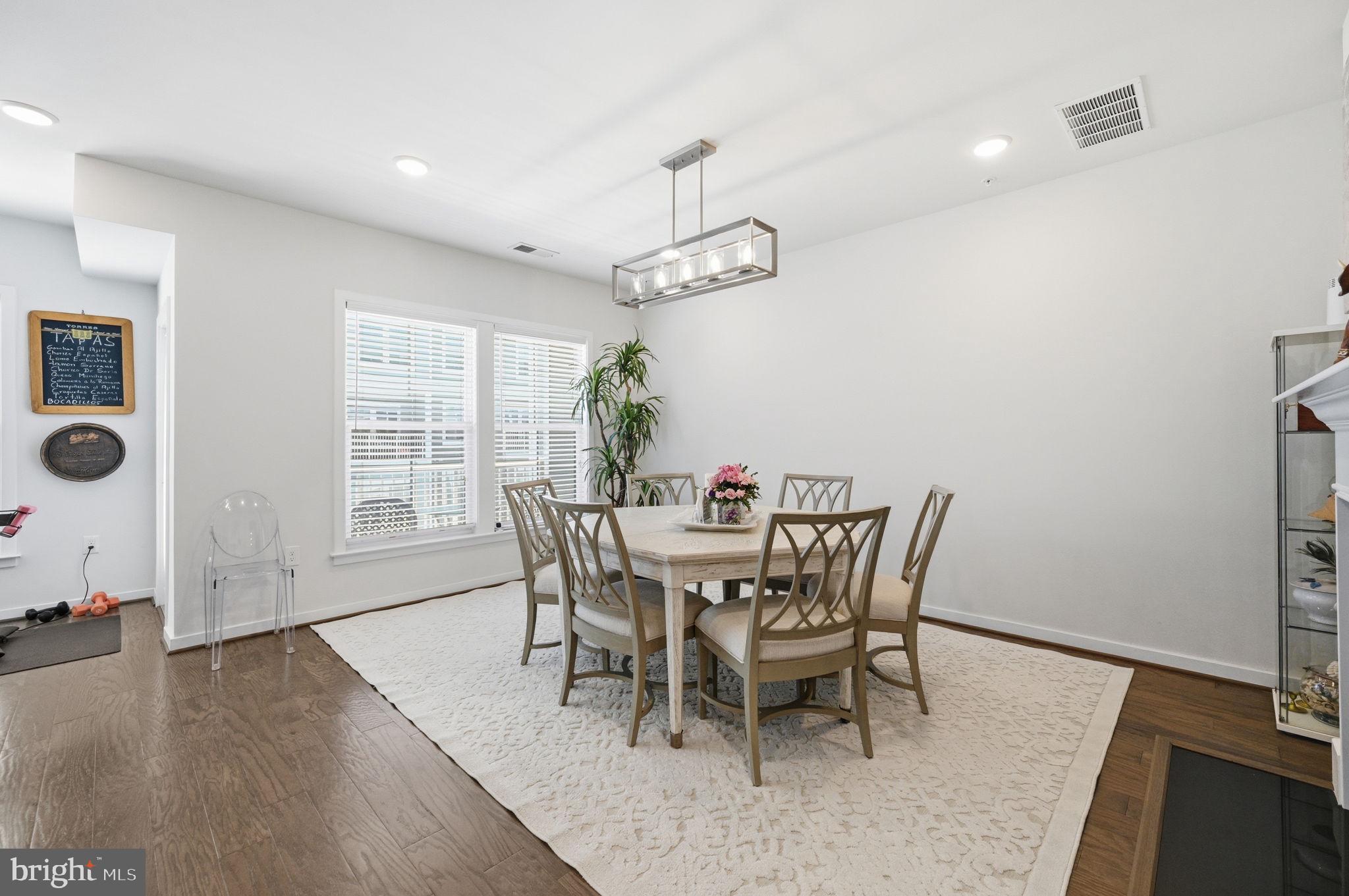 MOUNT VINEYARD - Residential