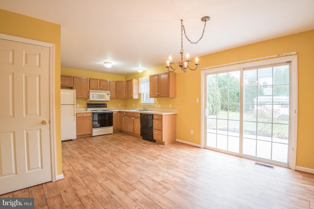 HIGHLAND HEIGHTS - Residential