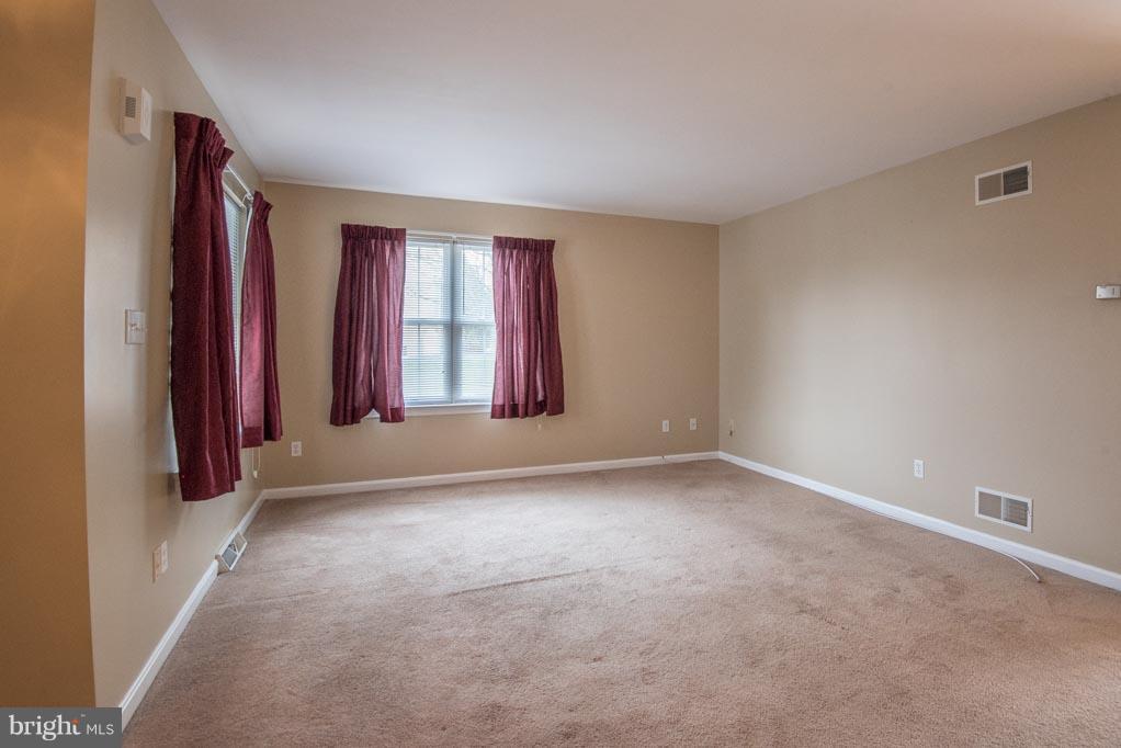 HIGHLAND HEIGHTS - Residential