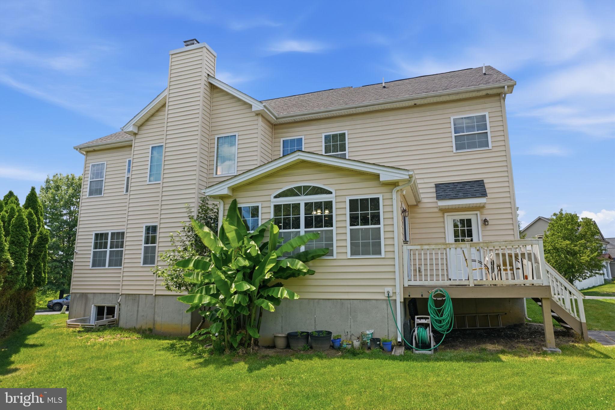 WELLINGTON ESTATES - Residential