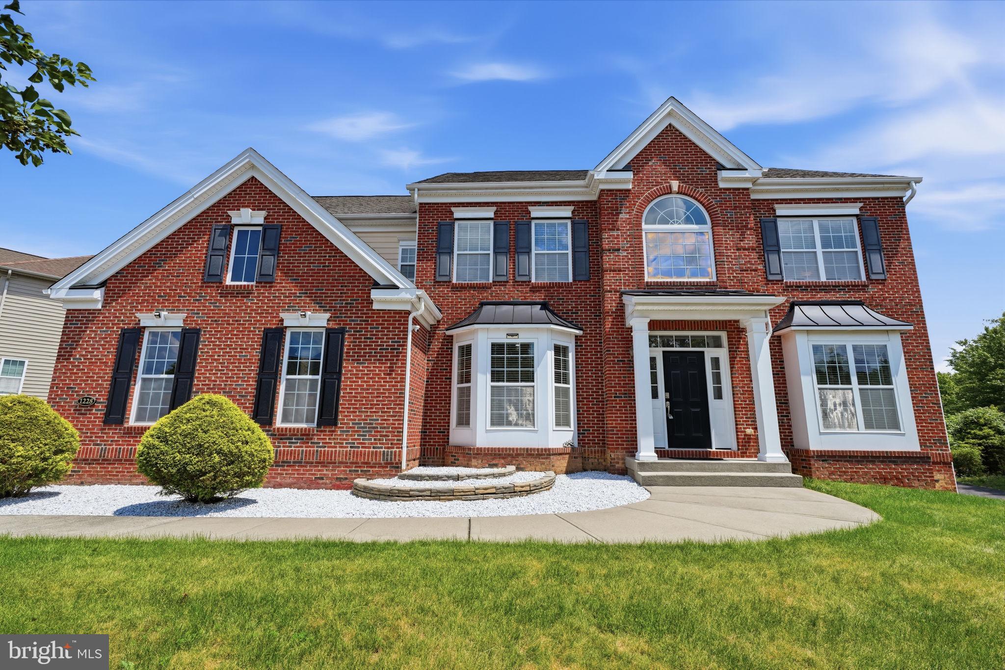 WELLINGTON ESTATES - Residential