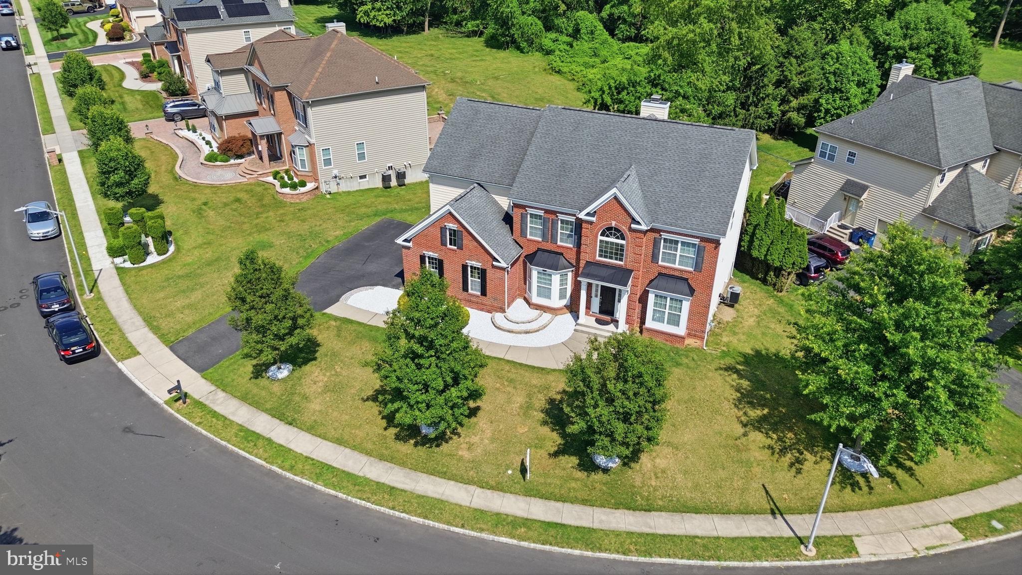 WELLINGTON ESTATES - Residential