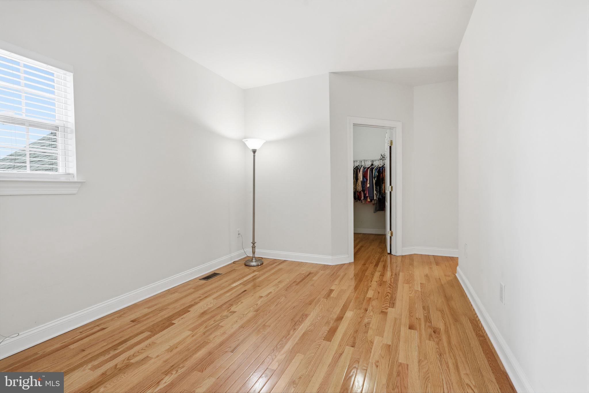 WELLINGTON ESTATES - Residential