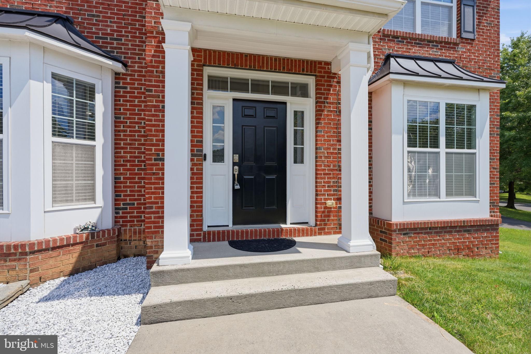 WELLINGTON ESTATES - Residential