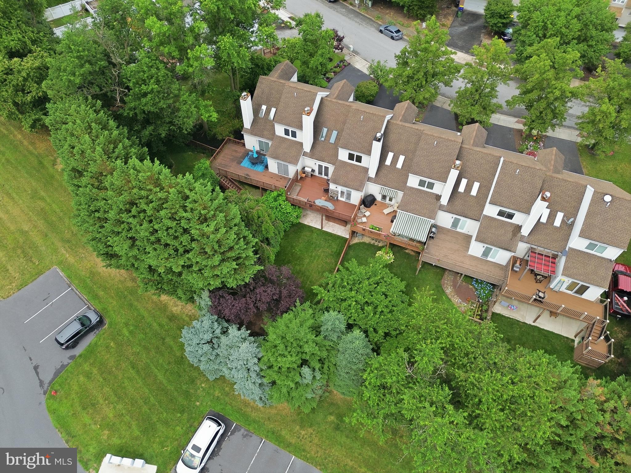 WOODLAND VIEW - Residential
