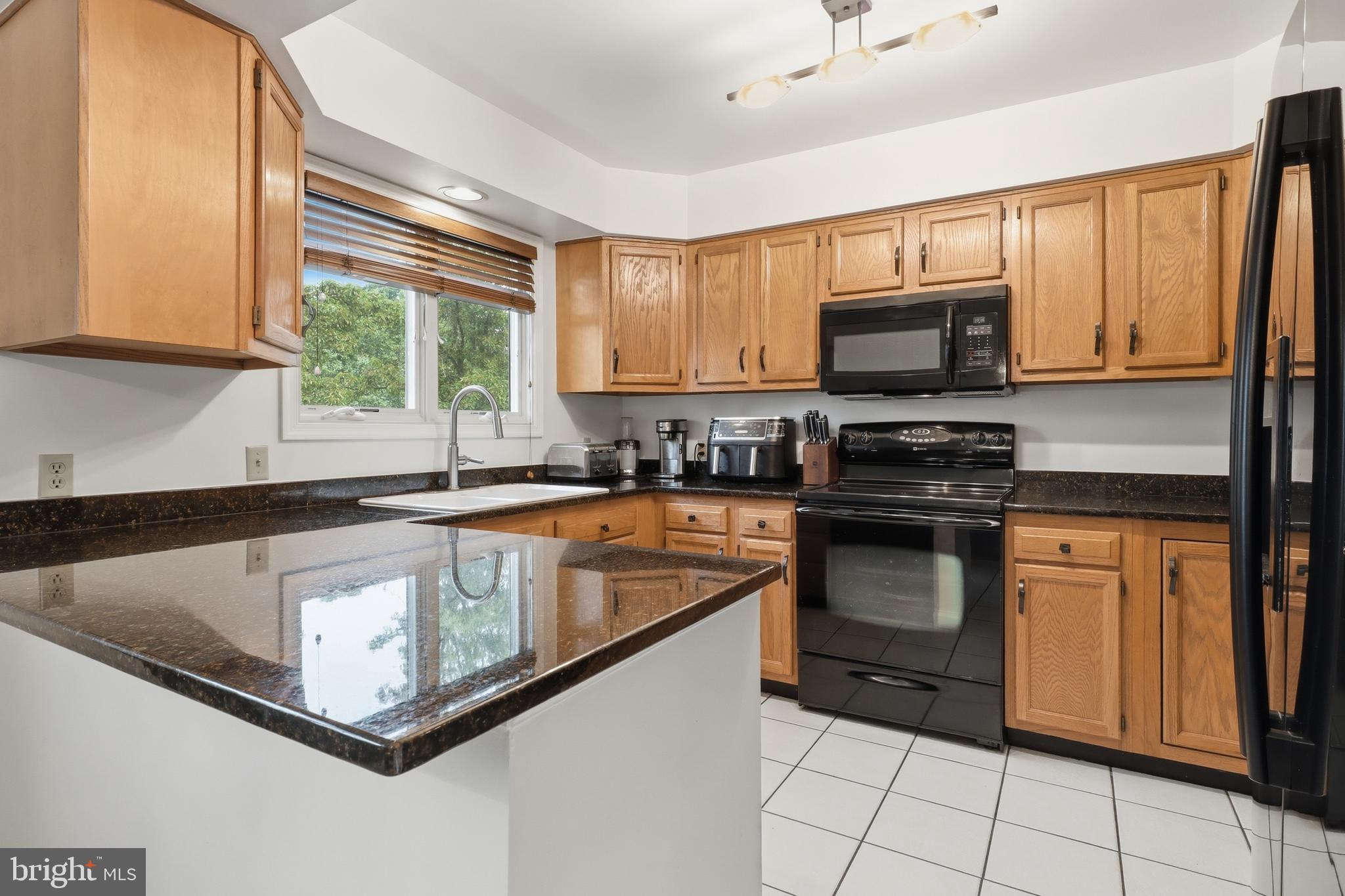 WOODLAND VIEW - Residential
