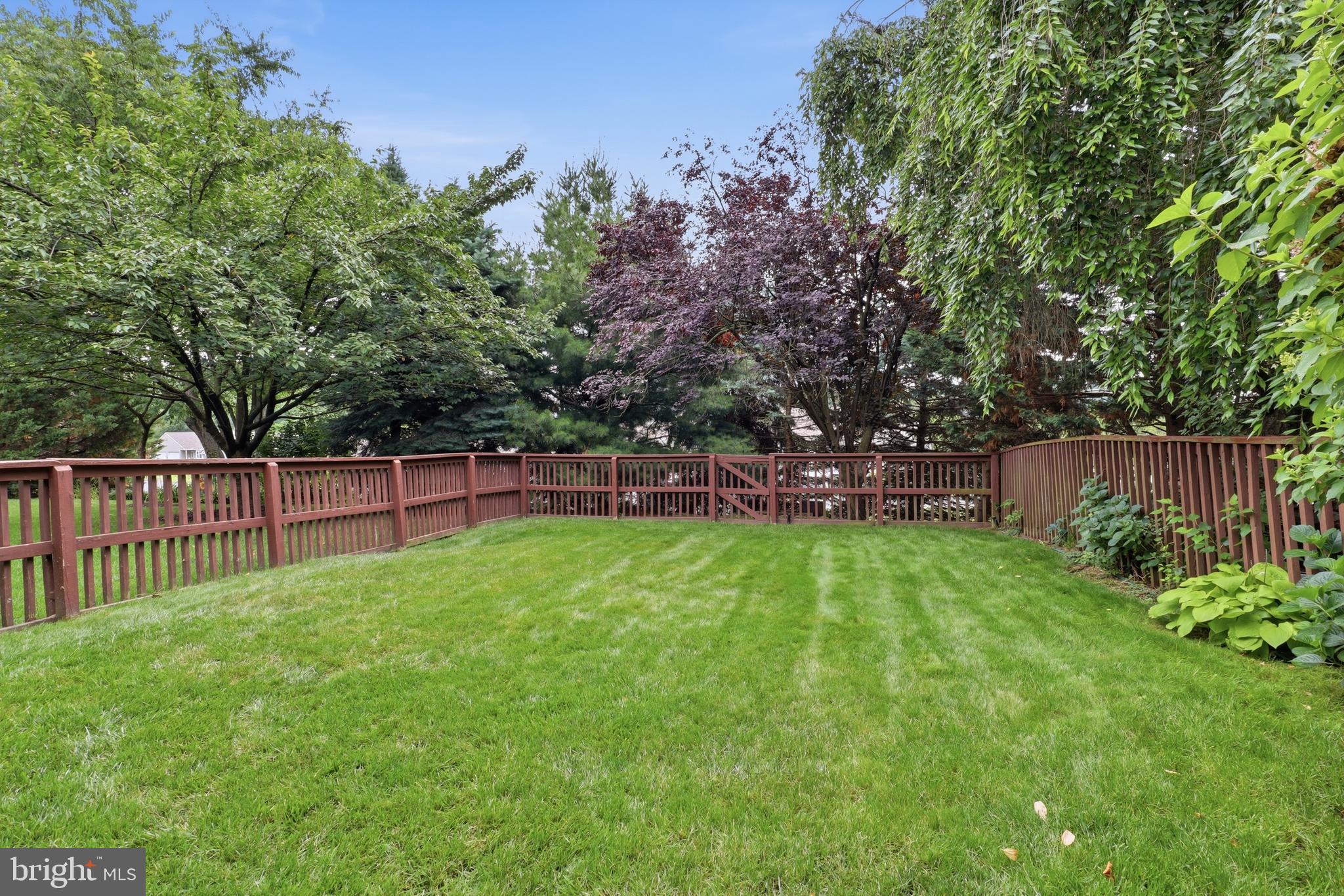 WOODLAND VIEW - Residential