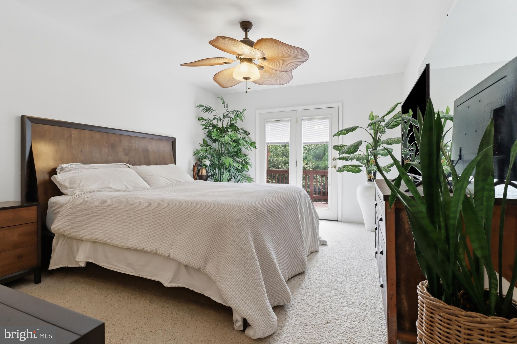 WOODLAND VIEW - Residential