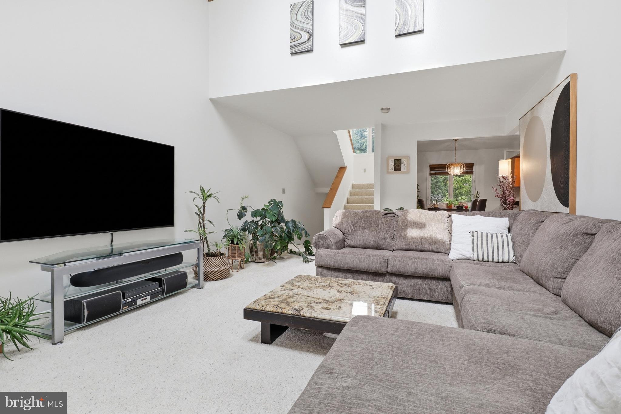 WOODLAND VIEW - Residential
